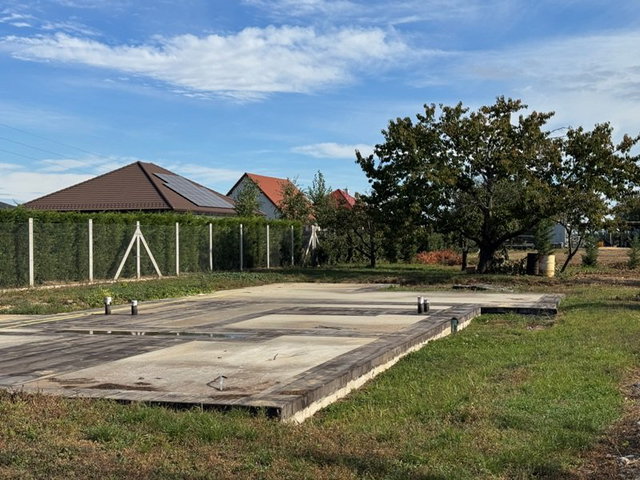 Eladó családi ház, Pécsett, Szöcske utcában 20 M Ft