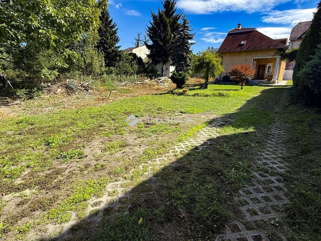 Eladó telek, Budapesten, XIV. kerületben 354 M Ft