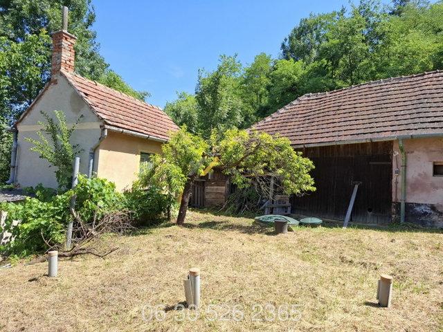 Eladó családi ház, Olaszfán 34.99 M Ft, 2 szobás