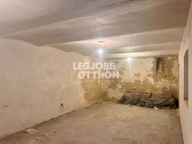 Eladó ipari ingatlan, Tápiószelén 14.99 M Ft