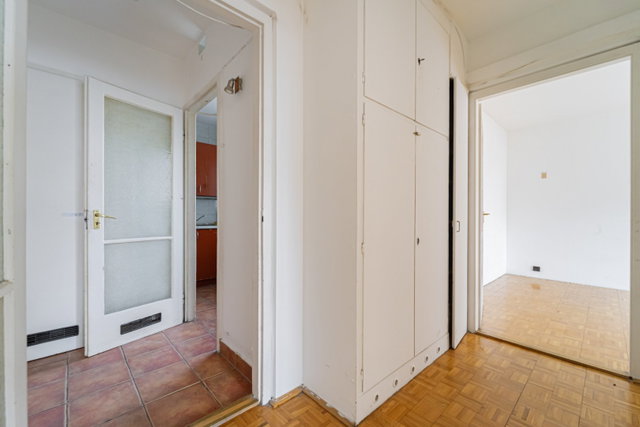 Eladó panellakás, Budapesten, III. kerületben 68 M Ft, 3 szobás
