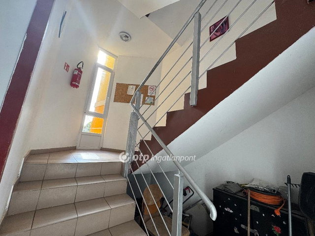 Eladó téglalakás, Vámospércsen 52.9 M Ft, 3 szobás