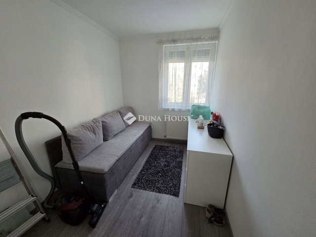 Eladó téglalakás, Budapesten, XIV. kerületben 137 M Ft, 3 szobás