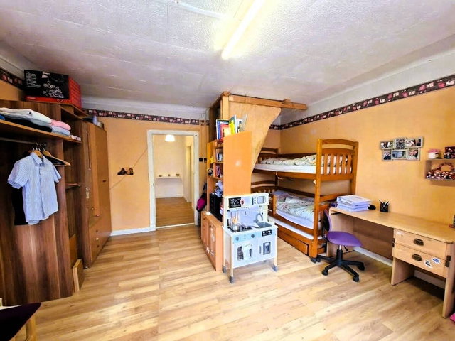 Eladó családi ház, Budapesten, XV. kerületben 54.9 M Ft