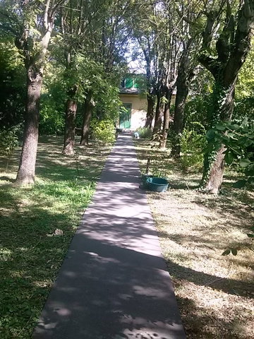 Kiadó iroda, Budapesten, II. kerületben, Józsefhegyi utcában