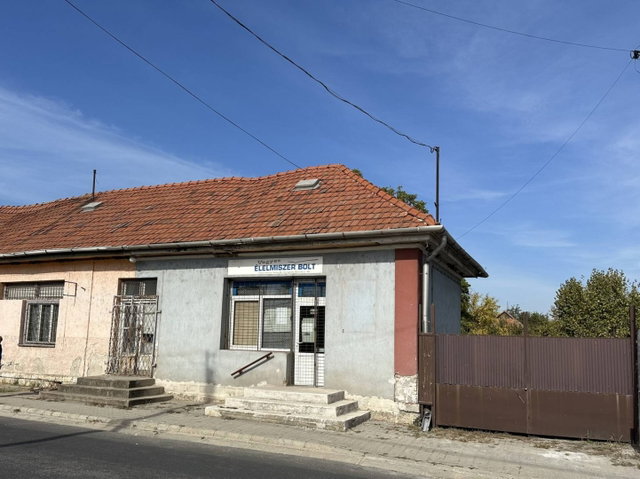Eladó üzlethelyiség, Szuhakállón 4.3 M Ft