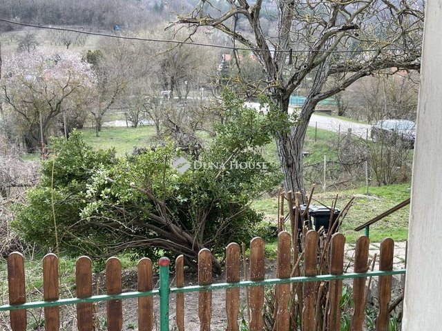 Eladó családi ház, Csabdiban 61 M Ft, 2 szobás