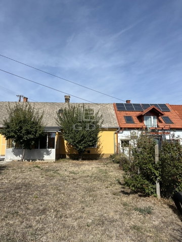 Eladó sorház, Zánkán 65.5 M Ft, 2 szobás / költözzbe.hu