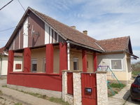 Eladó családi ház, Géberjénben 13 M Ft, 2 szobás