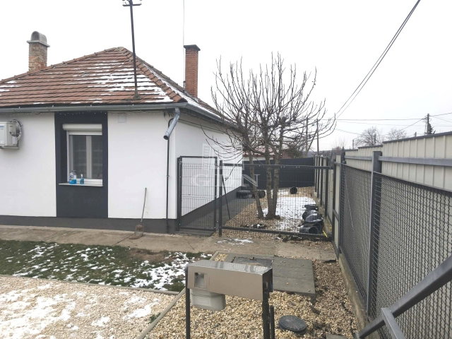 Eladó családi ház, Érden 79.99 M Ft, 1+1 szobás