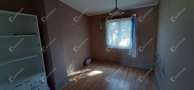Eladó családi ház, Lovásziban 7.6 M Ft, 2 szobás