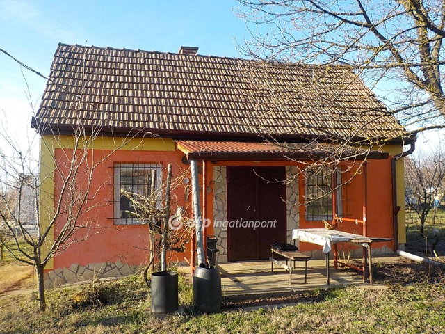 Eladó nyaraló, Kaposváron 15.4 M Ft, 3 szobás