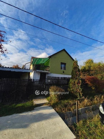 Eladó családi ház, Varbón 7.5 M Ft, 2 szobás