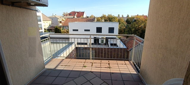 Kiadó téglalakás, albérlet, Szegeden 170 E Ft / hó, 2 szobás