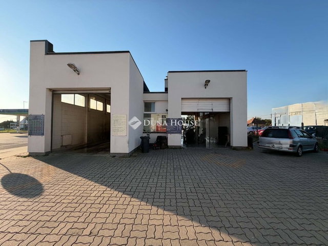 Eladó ipari ingatlan, Marcaliban 50 M Ft / költözzbe.hu
