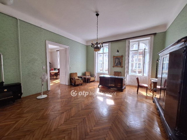 Eladó téglalakás, Budapesten, VIII. kerületben 119 M Ft