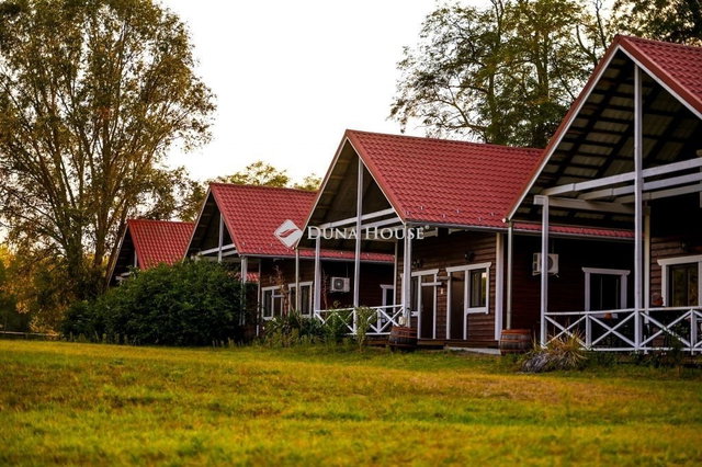 Eladó hotel, Újlengyelen 748 M Ft / költözzbe.hu