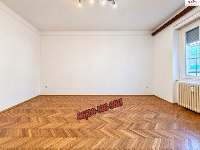 Eladó téglalakás, Dunaújvárosban 33.99 M Ft, 2 szobás