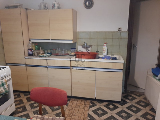 Eladó családi ház, Nemesvámoson 52 M Ft, 2 szobás