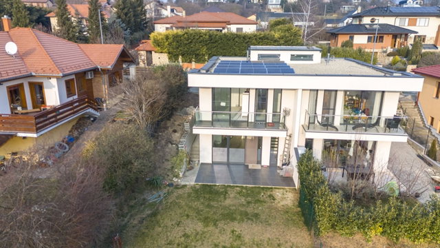 Kiadó ikerház, albérlet, Nagykovácsiban 590 E Ft / hó, 4 szobás
