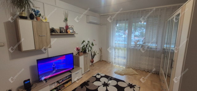 Eladó panellakás, Miskolcon 31.5 M Ft, 1+1 szobás