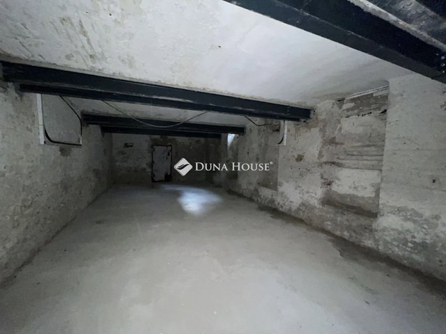 Eladó ipari ingatlan, Budapesten, XIII. kerületben 119 M Ft