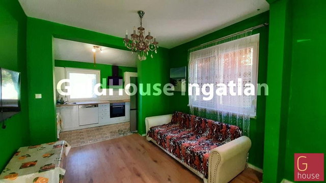 Eladó családi ház, Budapesten, XV. kerületben, Tarpai téren