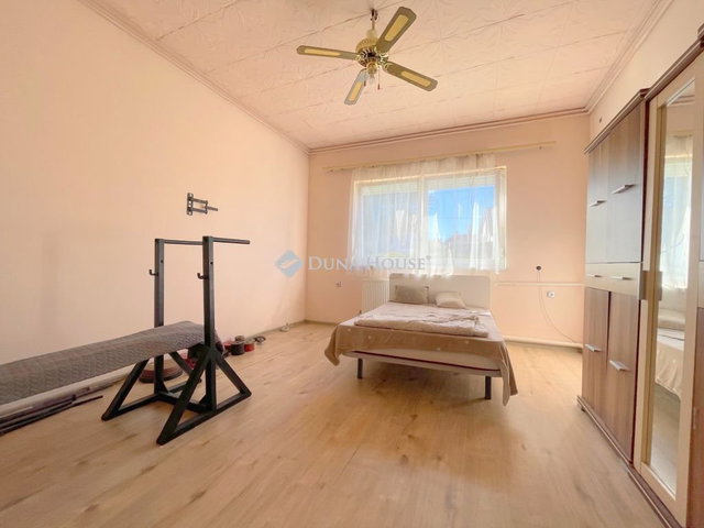 Eladó családi ház, Baktalórántházán 31.9 M Ft, 5 szobás