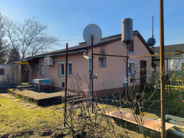 Eladó családi ház, Debrecenben 33.5 M Ft, 1+1 szobás