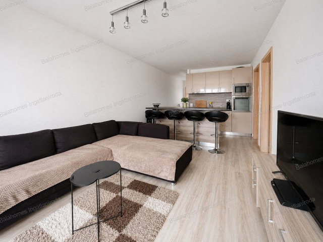 Kiadó téglalakás, albérlet, Siófokon 160 E Ft / hó, 3 szobás