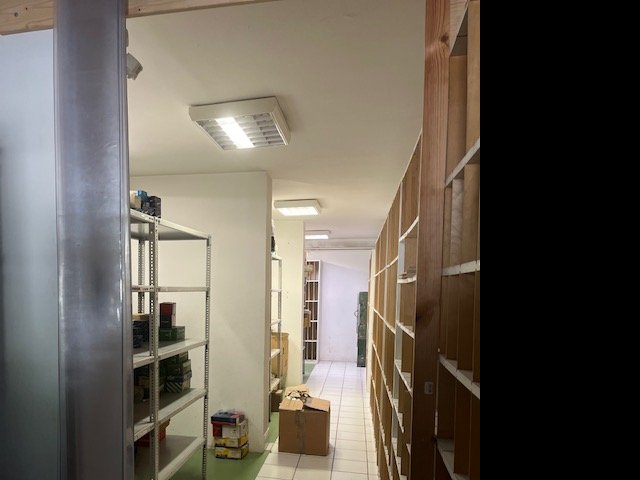 Eladó üzlethelyiség, Budapesten, X. kerületben 350 M Ft