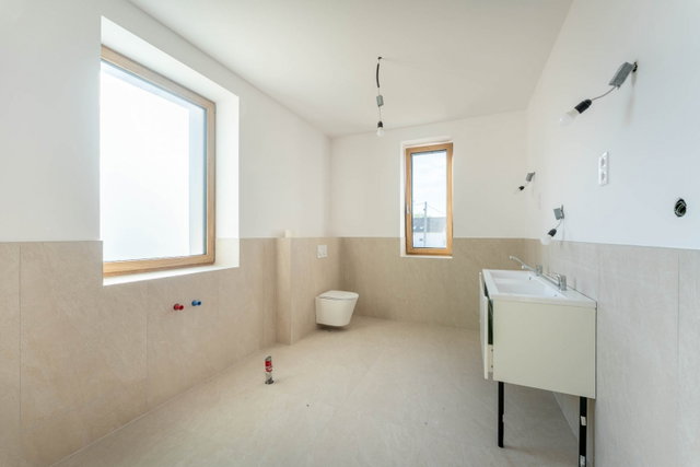 Eladó családi ház, Sukorón, Móga János utcában 199 M Ft