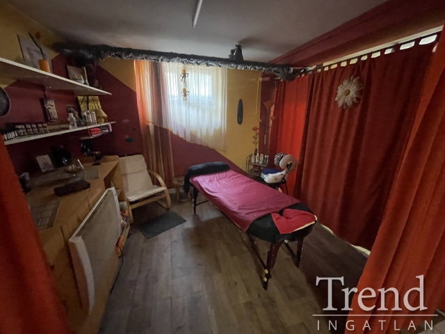 Eladó üzlethelyiség, Dunaújvárosban 15.9 M Ft, 1 szobás