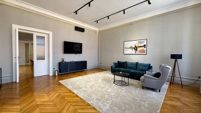 Kiadó téglalakás, albérlet, Debrecenben 600 E Ft / hó, 4 szobás