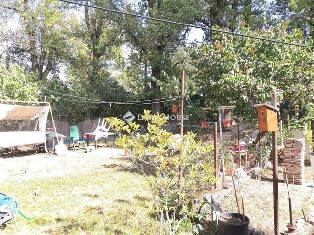 Eladó családi ház, Budapesten, X. kerületben 59.9 M Ft, 2 szobás