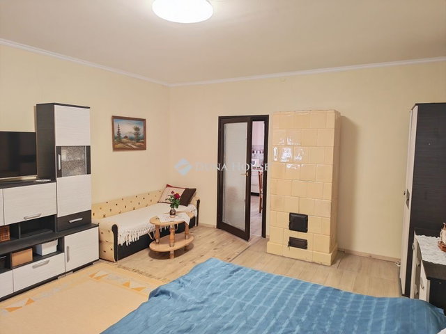 Eladó családi ház, Gyulán 80 M Ft, 3 szobás