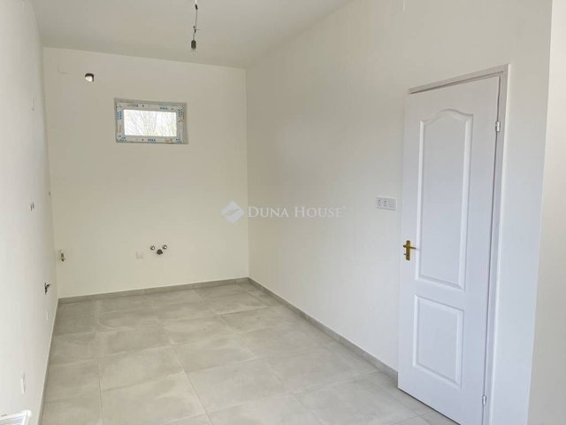 Eladó ikerház, Inárcson 89 M Ft, 4 szobás / költözzbe.hu