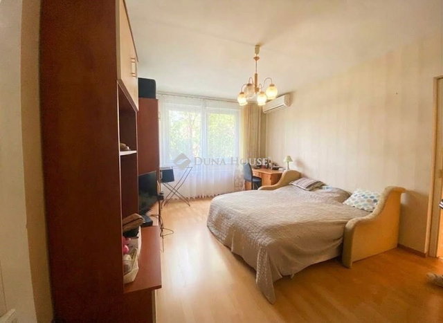 Eladó panellakás, Hódmezővásárhelyen 45.49 M Ft, 3 szobás