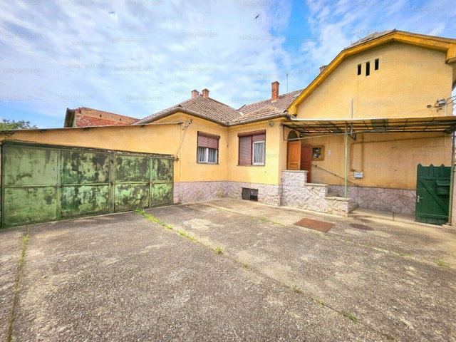Eladó családi ház, Miskolcon, Pázsit utcában 41.9 M Ft
