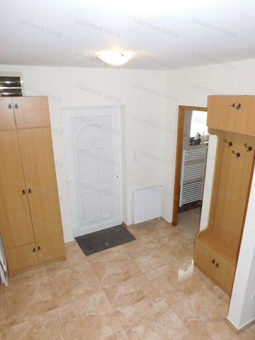 Eladó téglalakás, Zamárdiban 85 M Ft, 3 szobás