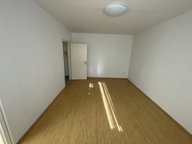 Eladó panellakás, Miskolcon 23.5 M Ft, 1+1 szobás