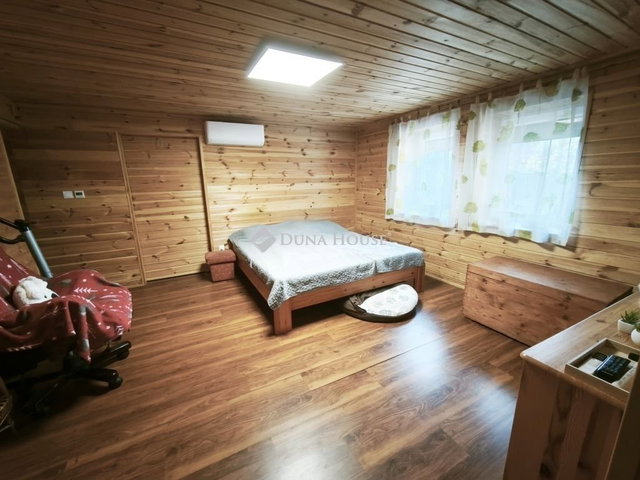 Eladó családi ház, Hódmezővásárhelyen 59.9 M Ft, 3 szobás