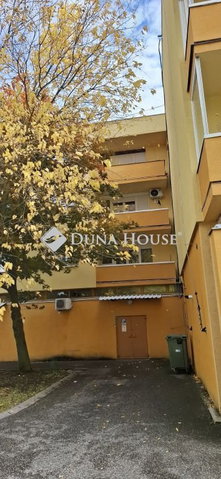 Eladó téglalakás, Veszprémben, Ady Endre utcában 55 M Ft