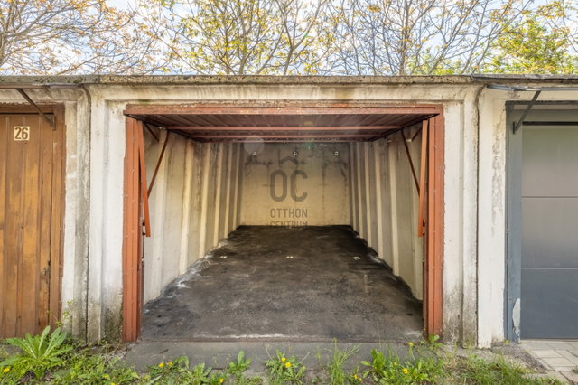 Eladó garázs, Budapesten, XI. kerületben 10.5 M Ft