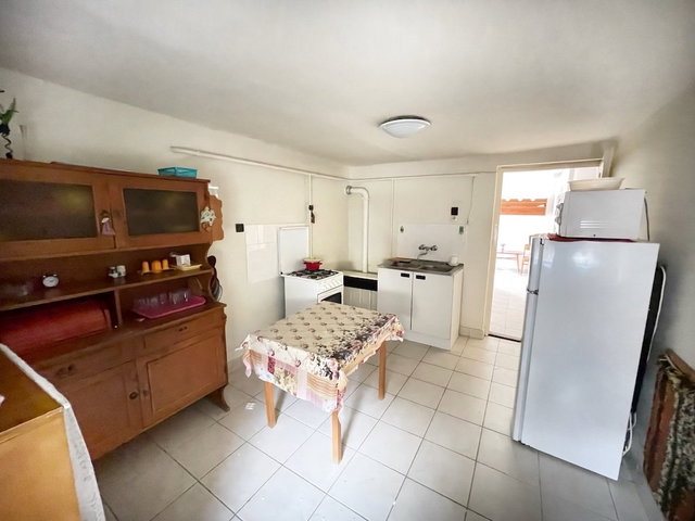 Eladó családi ház, Pakson 21.9 M Ft, 2 szobás