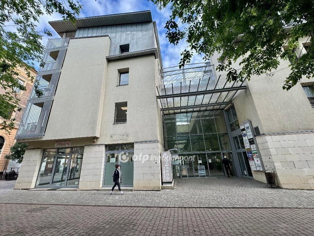 Eladó üzlethelyiség, Debrecenben 23.9 M Ft / költözzbe.hu