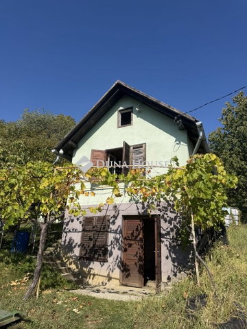 Eladó családi ház, Lovásziban 19.99 M Ft, 1 szobás