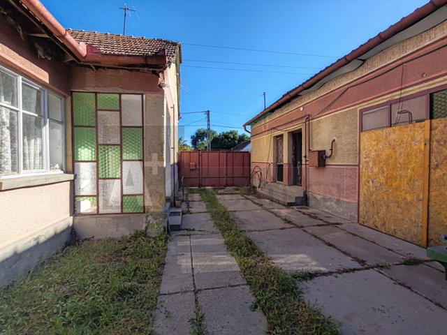Eladó családi ház, Kisteleken 25.9 M Ft, 2 szobás