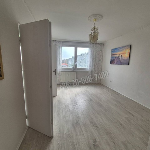 Eladó panellakás, Egerben 45.9 M Ft, 2+1 szobás