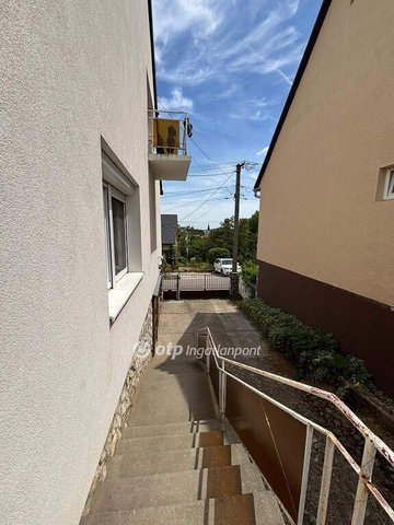 Eladó családi ház, Dunaszekcsőn 56 M Ft, 5 szobás
